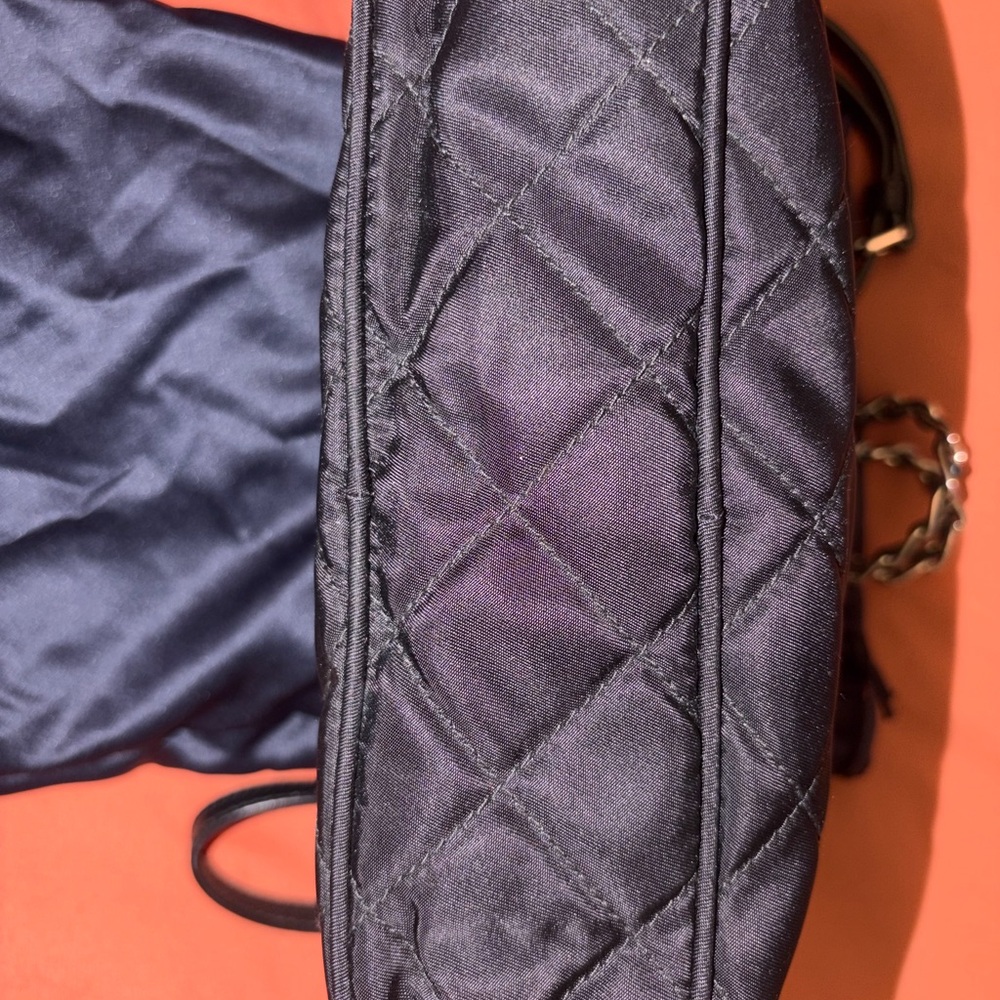 Prada Black Quilted Shoulder Bag with Chain Detail - Picture 7 of 8